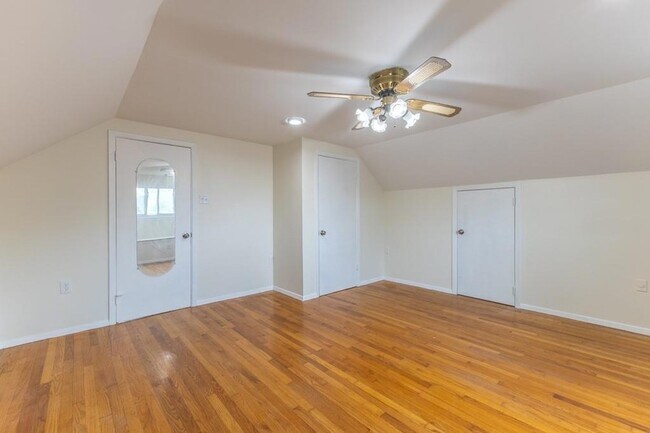 Building Photo - 4419 Knight Dr