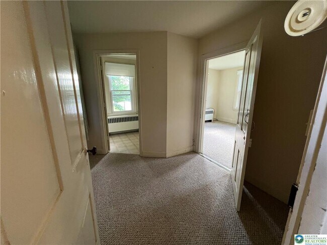 Building Photo - 1450 Church Ln