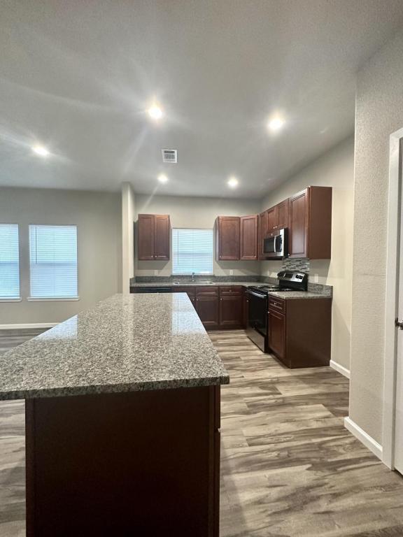 Building Photo - 1110 Tennison Rd