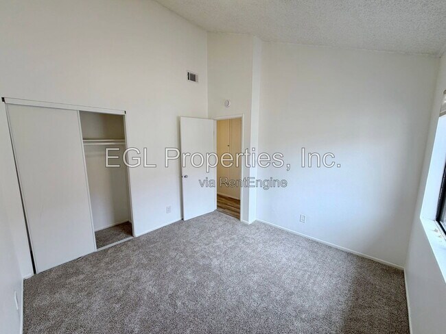 Building Photo - 18146 American Beauty Dr