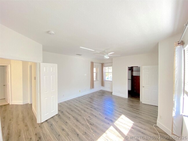 Building Photo - 5830 NW 119th Dr