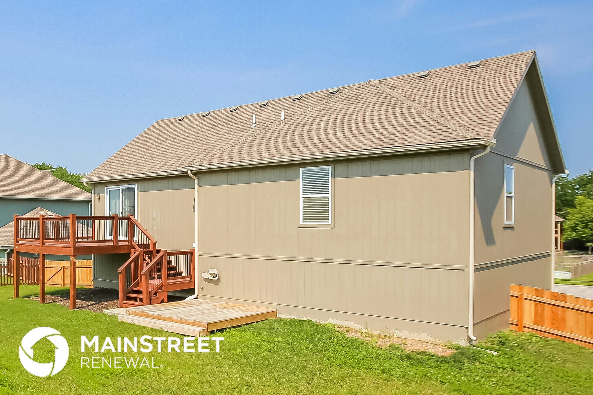 Building Photo - 1404 Silhouette Dr