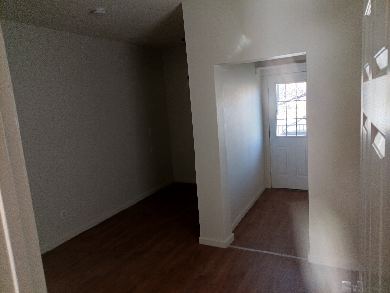 Building Photo - 1122 Bird St