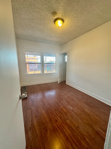 Building Photo - 250 1/2 W 49th St