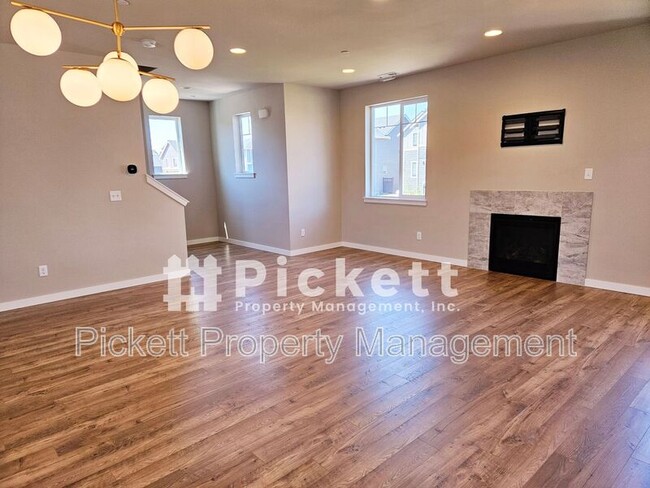 Building Photo - 2512 Zeeden Way