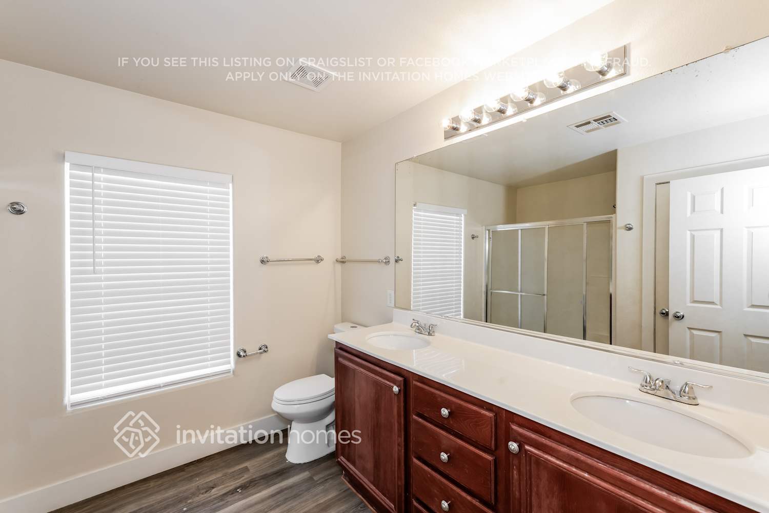 Building Photo - 7423 Scottish Castle Ave