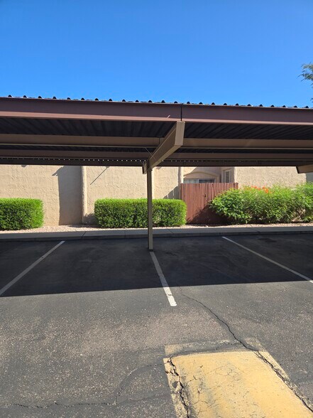 Assigned Covered Parking - 1044 E Pueblo Rd