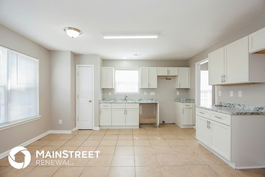 Building Photo - 11124 Pointer Ridge Dr