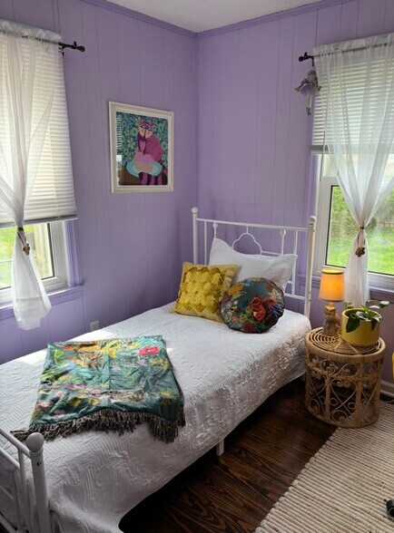 Building Photo - 1900 Dix Rd