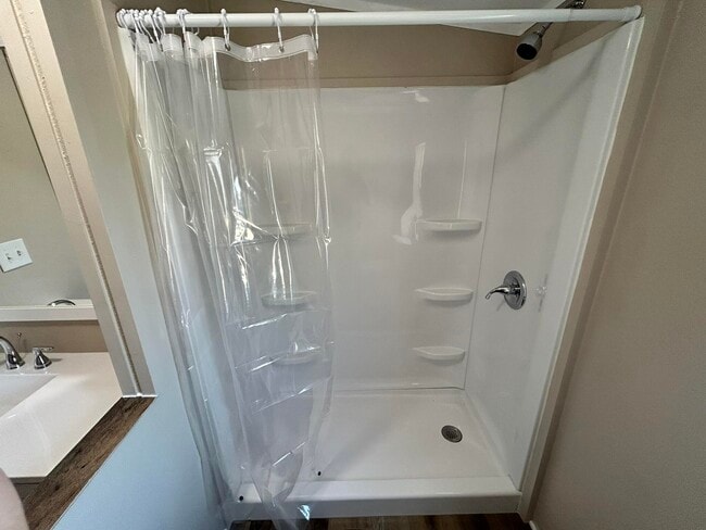 Building Photo - 1370 Suzanne Cir