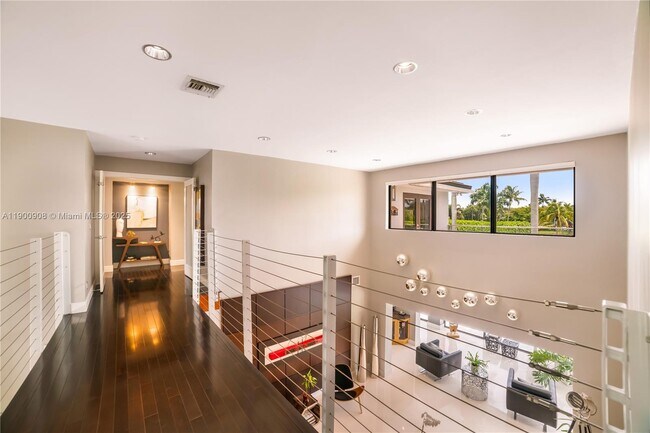 Building Photo - 4242 SW 107th Way