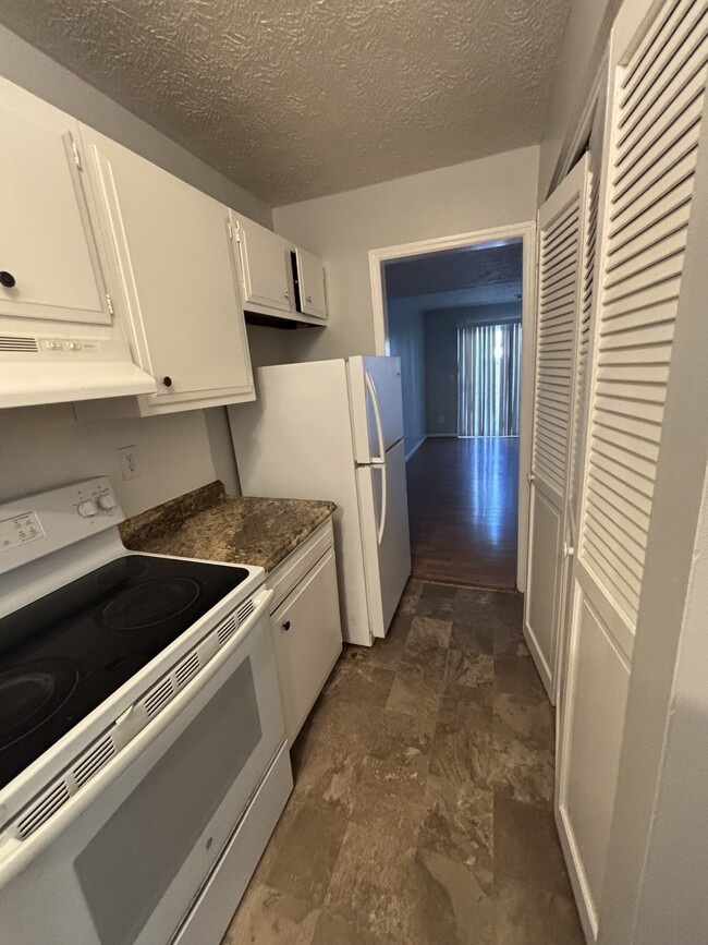 Building Photo - 201 Southway Garden Rd