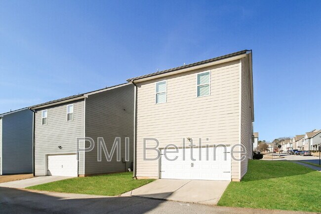 Building Photo - 1220 Hawthorne Tr