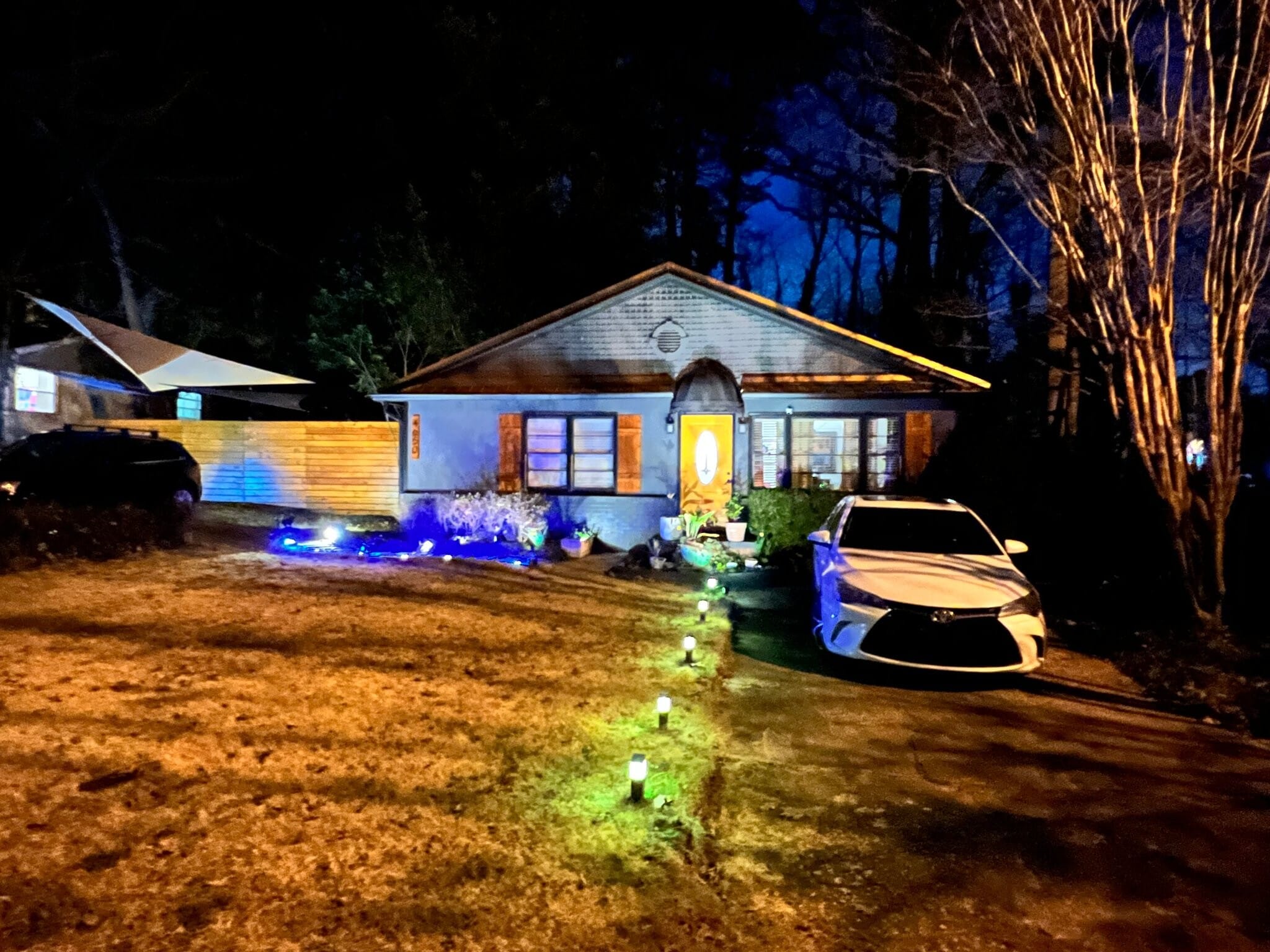 Building Photo - 4650 Ridge Dr