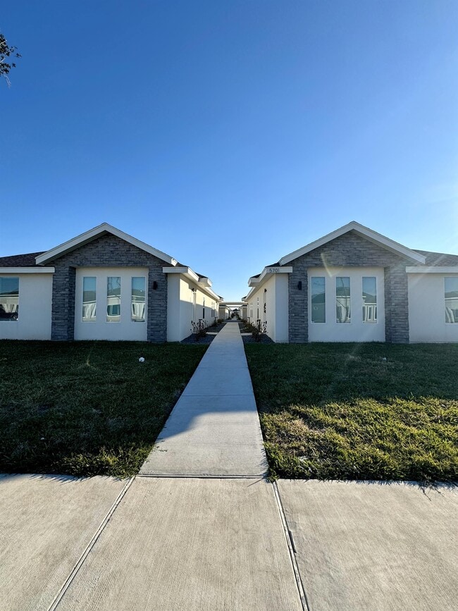 Building Photo - 5701 Swallow Ave