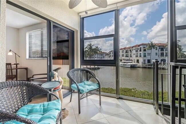 Building Photo - 805 River Point Dr