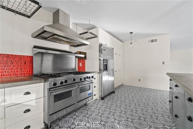 Building Photo - 4536 Maycrest Ave