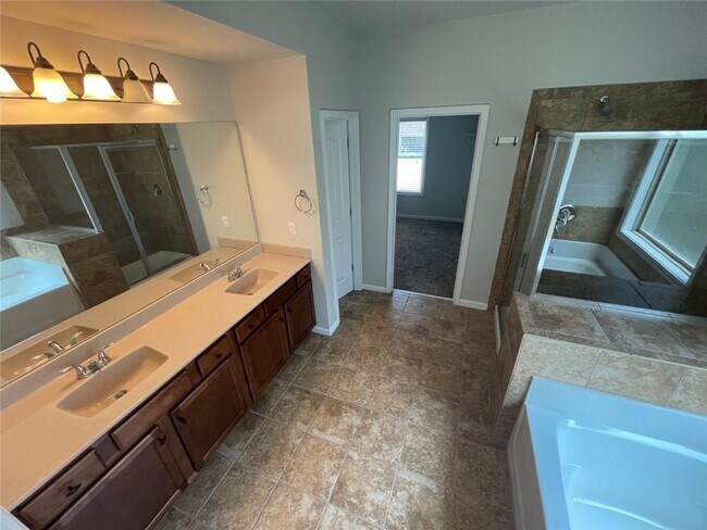 Building Photo - 4810 Haysboro Way