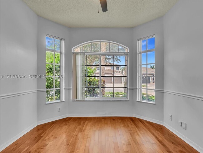 Building Photo - 6271 SW 195th Ave
