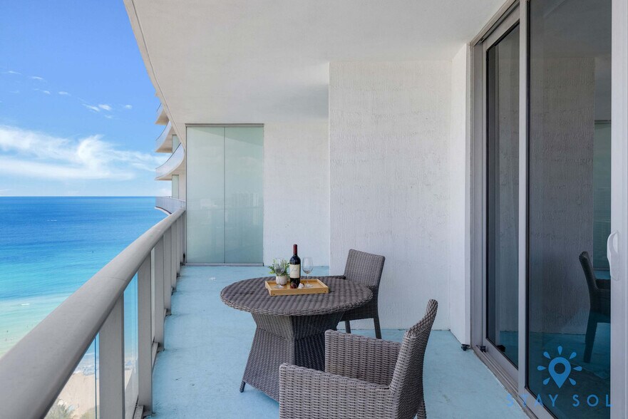 Building Photo - 4111 S Ocean Dr