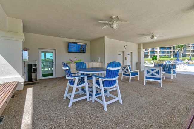 Building Photo - 501 S Seas Dr