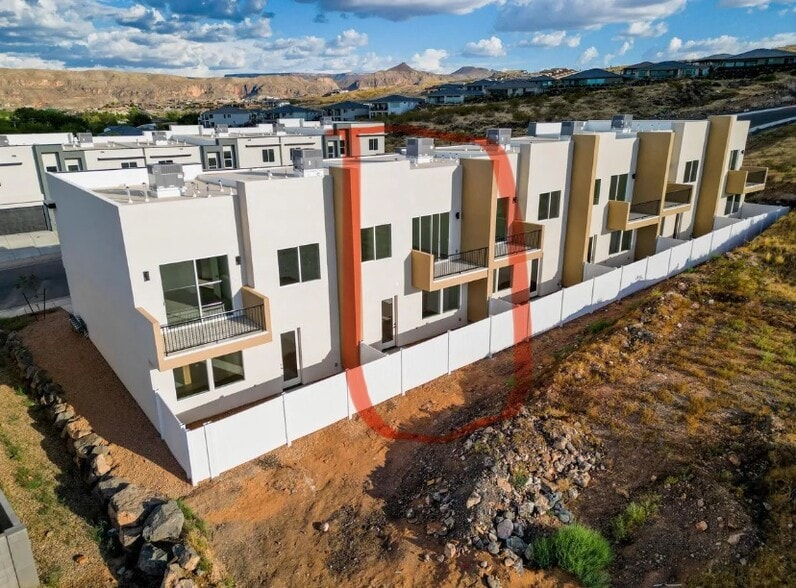 Building Photo - 310 S 1930 W