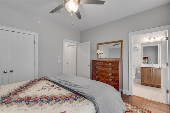 Building Photo - 345 Glen Iris Dr NE