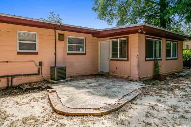 Building Photo - 9 Gentian Dr