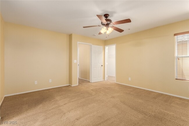 Building Photo - 179 Redwood Pond Dr