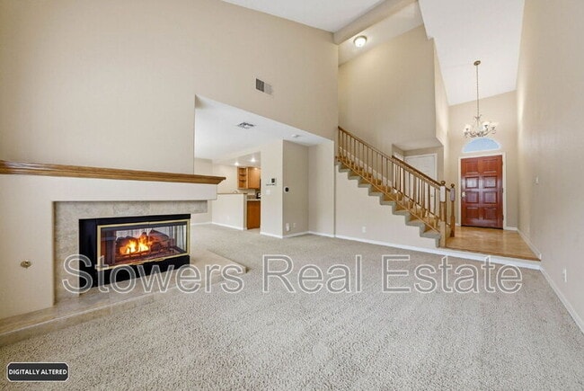 Building Photo - 350 Bellflower Dr