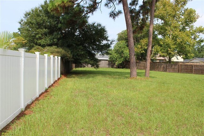 Building Photo - 15808 Spring Crest Cir