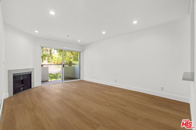 Building Photo - 16100 Sunset Blvd