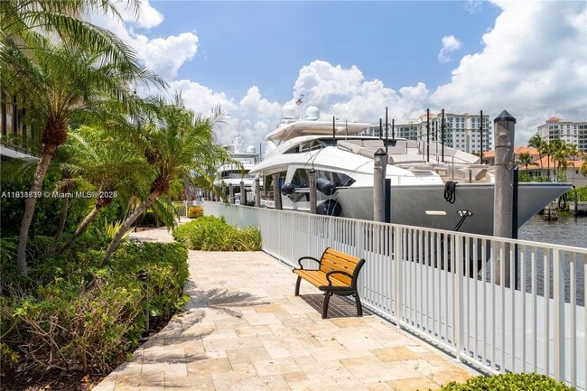 Building Photo - 19707 Turnberry Way