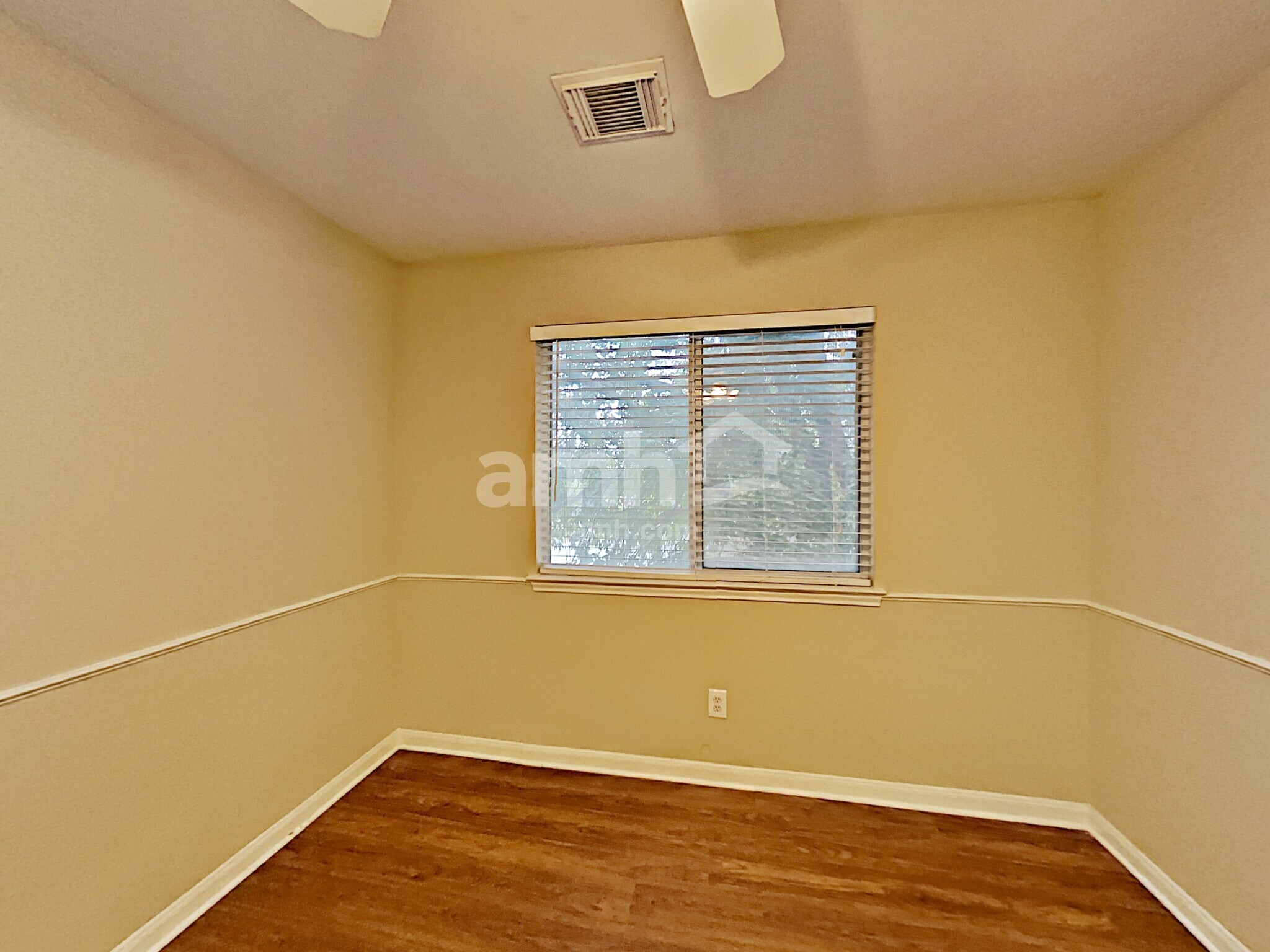Building Photo - 4103 Chiselhurst