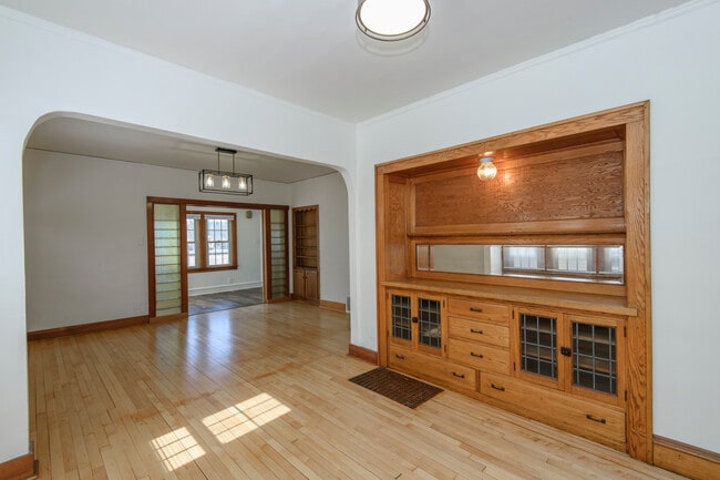 Building Photo - 2028 S 85th St