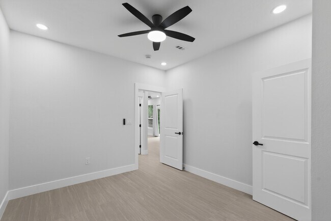 Building Photo - 28 Parsons Valley Dr