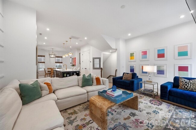 Building Photo - 5038 Harrowsmith Ln