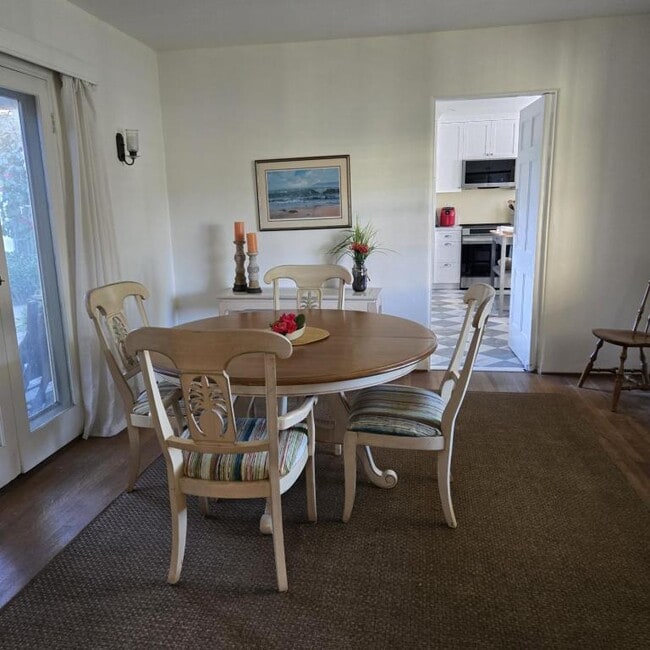 Building Photo - 901 A Ave