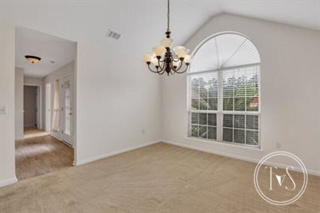 Building Photo - 45 Prospect Lp