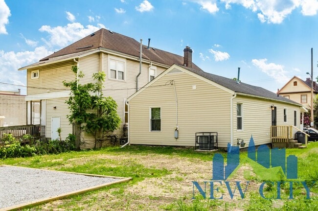 Building Photo - WAIVED $100 ADMIN FEE CALL TODAY!  Newly U...