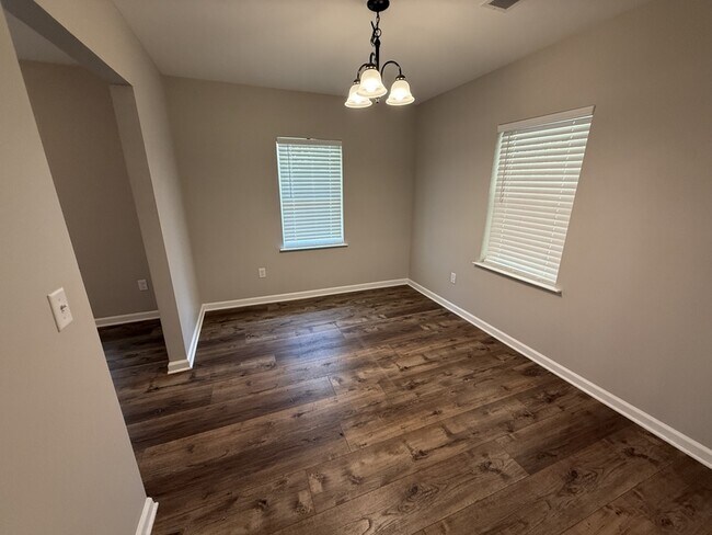 Building Photo - 6970 Raleigh Lagrange Dr