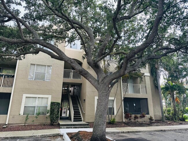 Building Photo - 1760 Palm Cove Blvd
