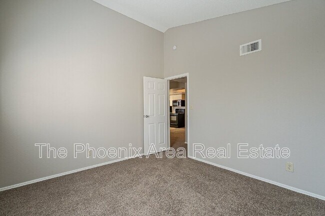 Building Photo - 2855 S Ext Rd