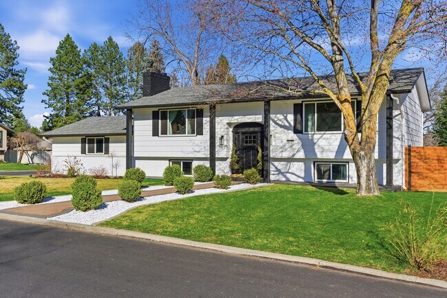 Building Photo - Stunning Fully Renovated 4BR + Bonus on Spokane's South Hill - Chef's Kitchen, 2-Car Garage & Bac...