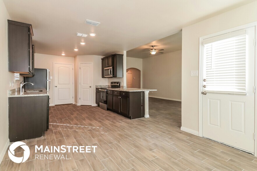 Building Photo - 108 Magnolia Dr