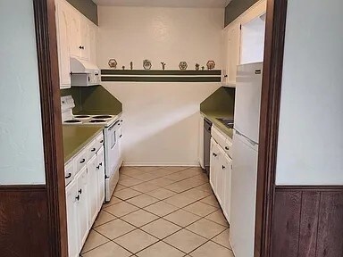 Building Photo - 11307 N May Ave