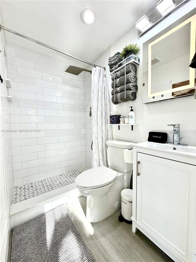 Building Photo - 3601 SW 32nd Blvd