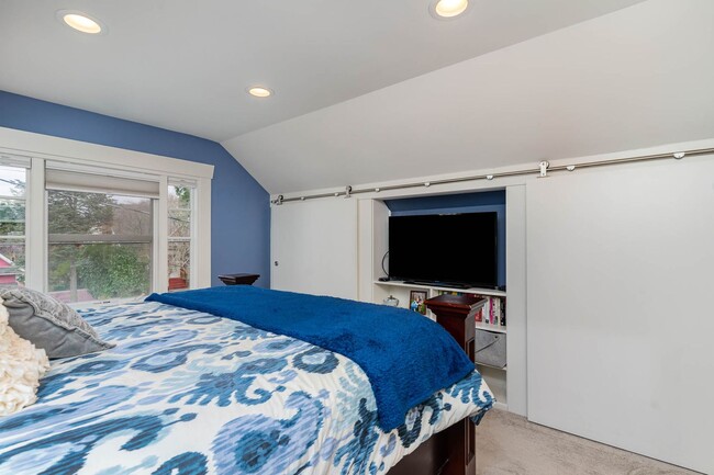 Building Photo - 4bd/3ba Seattle Home