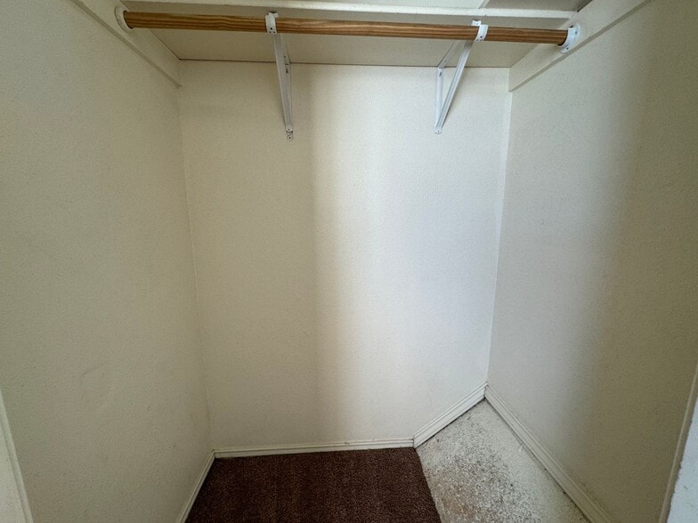 Building Photo - 1707 Kylie Cir