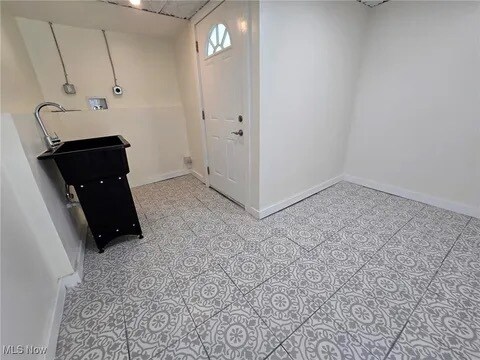 Building Photo - 10306 Winthrop Rd